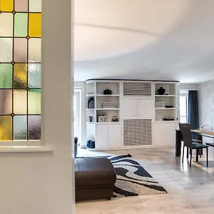 2* Bed and breakfast Black And White